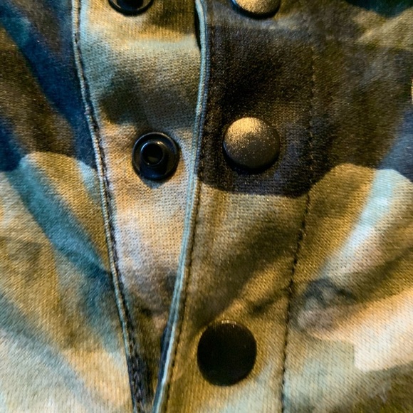 Camo Women’s Short Sleeve T-Shirt Size XL - Picture 8 of 11